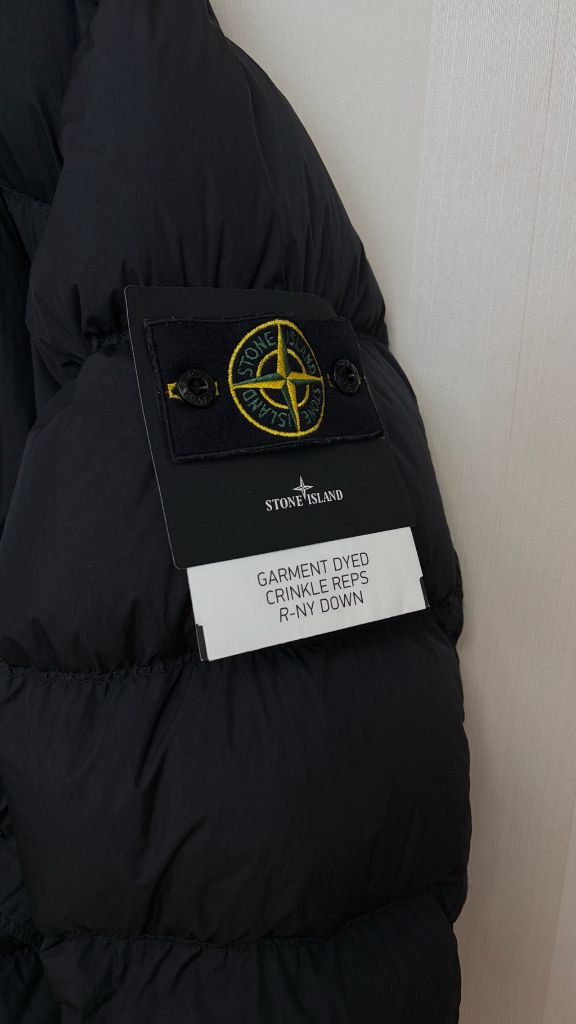 스톤아일랜드 크링클랩스 논후드 패딩 블랙 라지 24FW 이미지