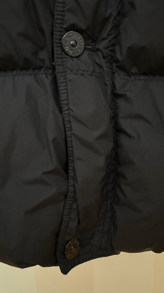 스톤아일랜드 크링클랩스 논후드 패딩 블랙 라지 24FW 이미지