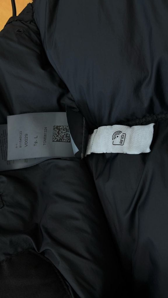 스톤아일랜드 크링클랩스 논후드 패딩 블랙 라지 24FW 이미지