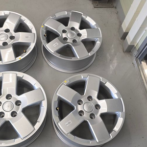 무쏘 순정 18인치휠 4개 팝니다. 이미지