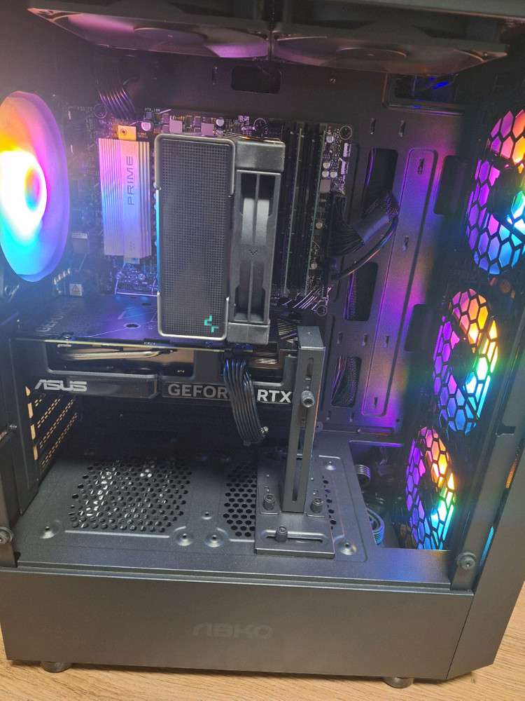 게이밍 PC 컴퓨터 본체 Ryzen 7700X RTX 4060 Ti 배그 로아 발로란트 게임용 작업용 데스크탑 이미지