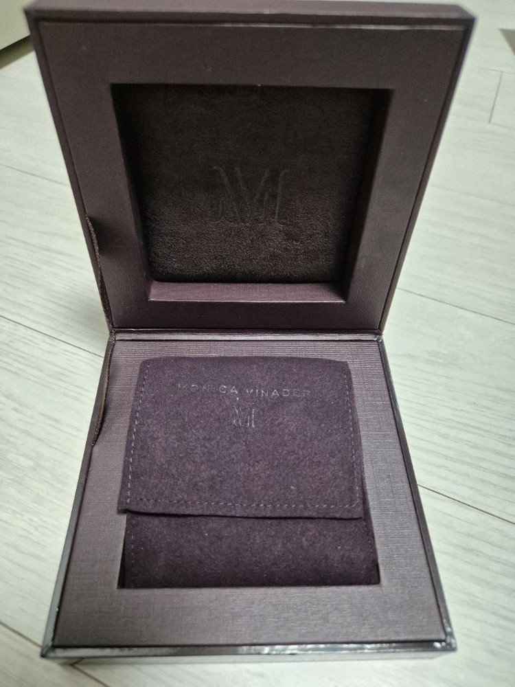 모니카비나더 원석 목걸이 팝니다 이미지