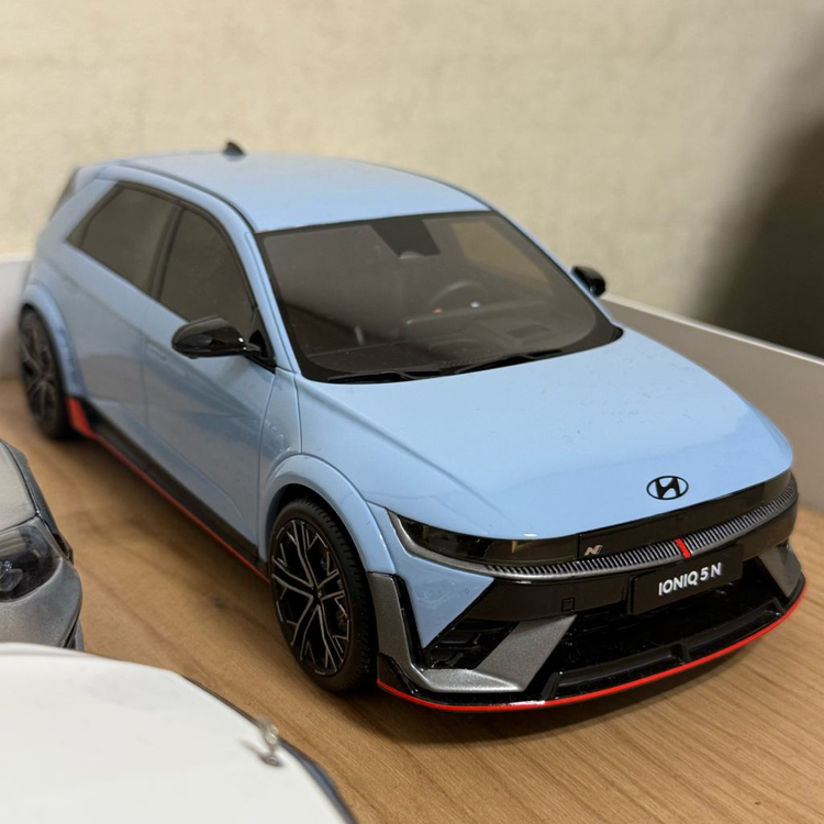 1:18 OTTO Mobile 현대 아이오닉5 N-퍼포먼스 블루 레진 다이캐스트 이미지