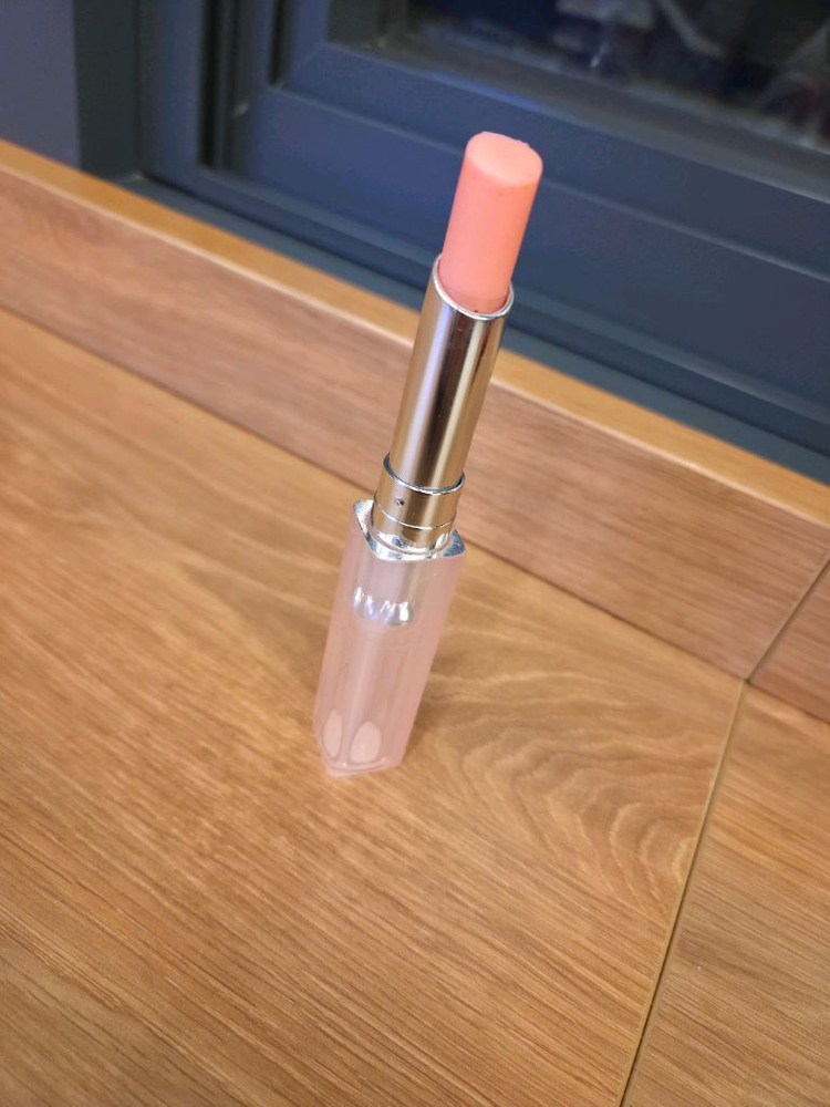 디올 립글로우 립밤 이미지