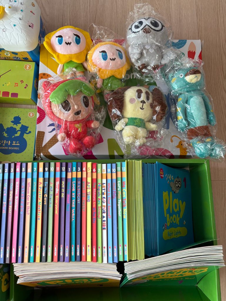 윤선생 스마트랜드 1,2, 파니퍽스펀, 스토리펀 탭 및 도서 및 교구 세트 이미지