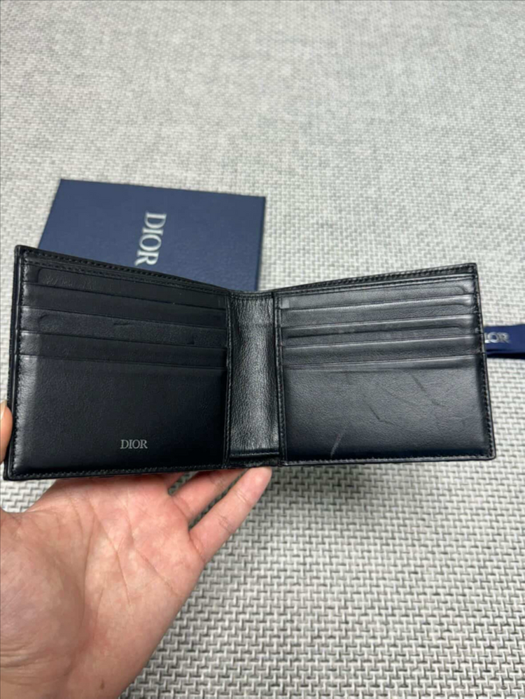 디올 오블리크 반지갑 이미지