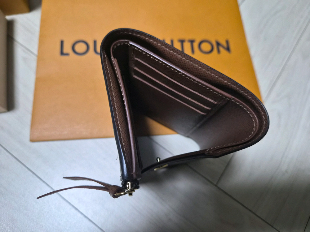 루이비통 반지갑정품 이미지