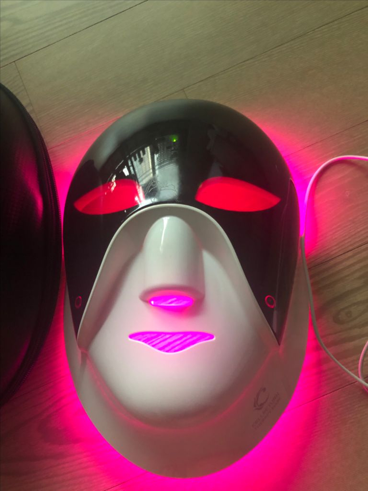 셀리턴 LED 마스크 이미지