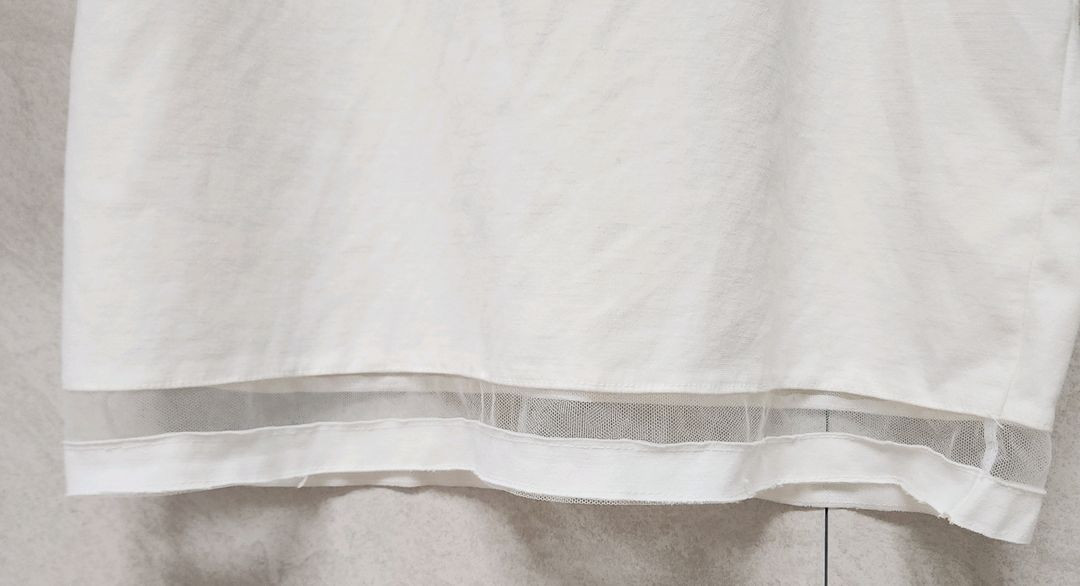 여성 반팔 티셔츠 이미지