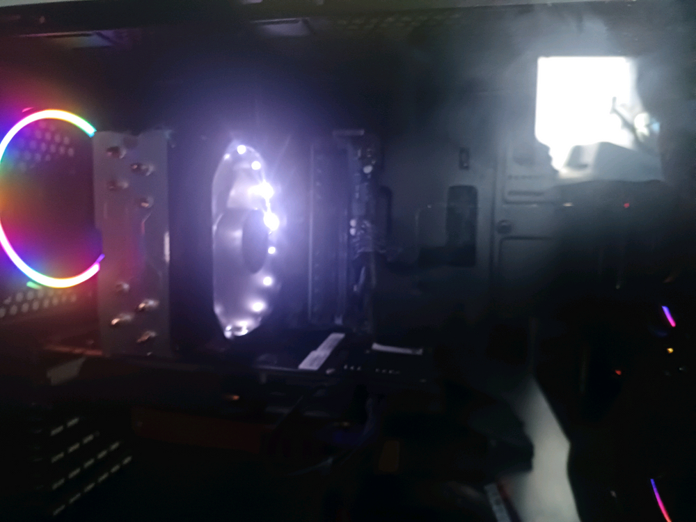 데스크탑 컴퓨터 완본체 팝니다 I5 9400f gtx970 램ddr4 16g 급처 이미지