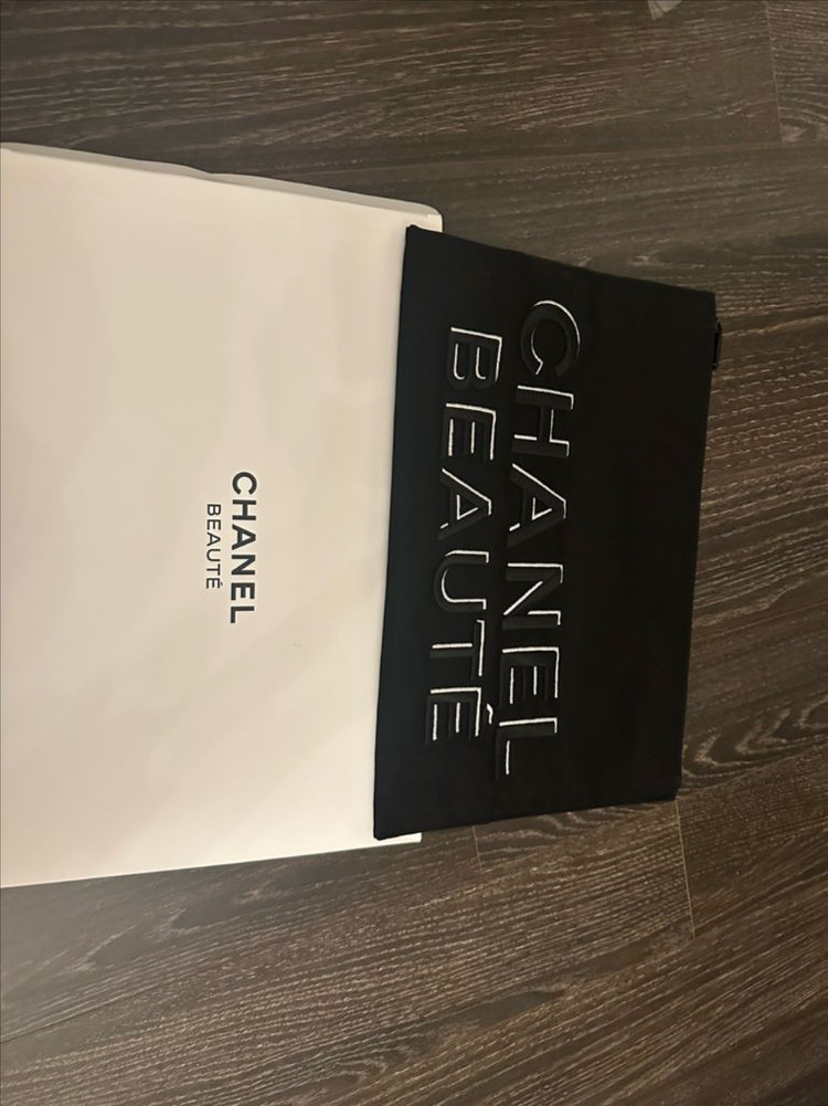 새상품) 샤넬 뷰티 화장품 파우치 이미지