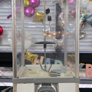 수동 뽑기 기계 이미지