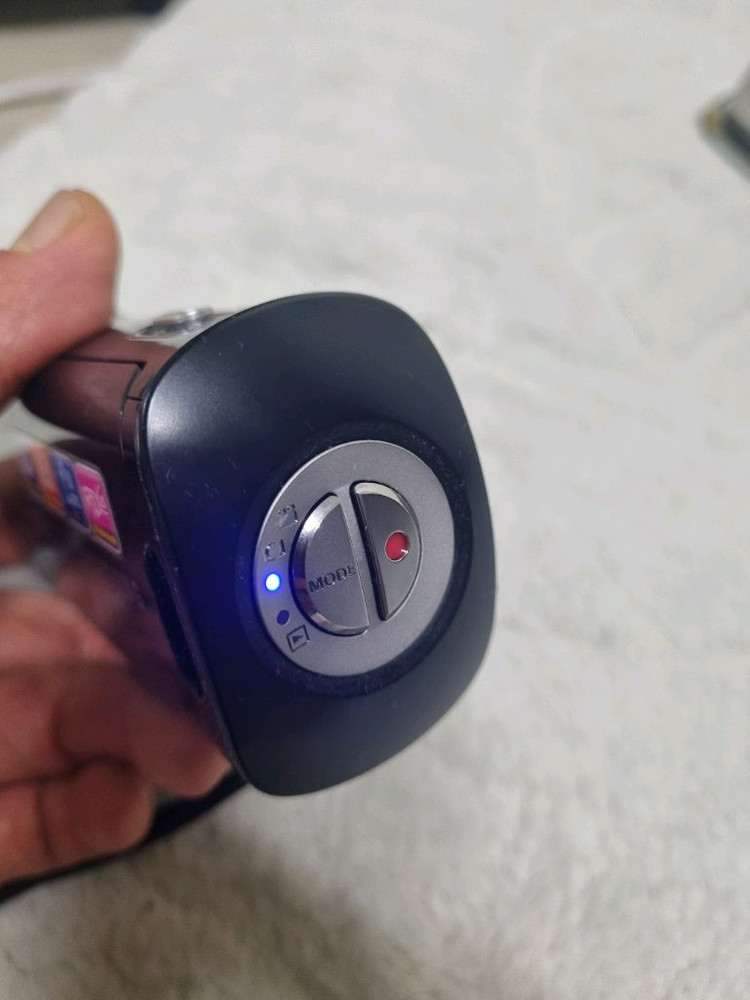 삼성 캠코더 HMX-T10 레트로 디카 빈티지 카메라 이미지