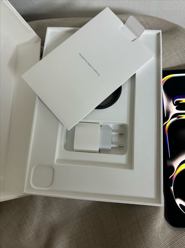 아이패드 프로 m4 11인치 M4 256GB Wi-Fi 이미지
