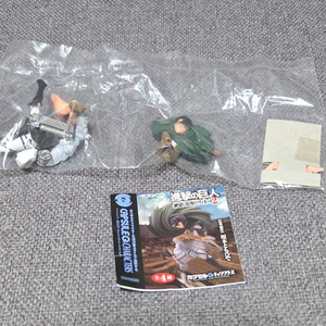 고전 진격의 거인 카이요도 캡슐 Q 리바이 피규어 이미지