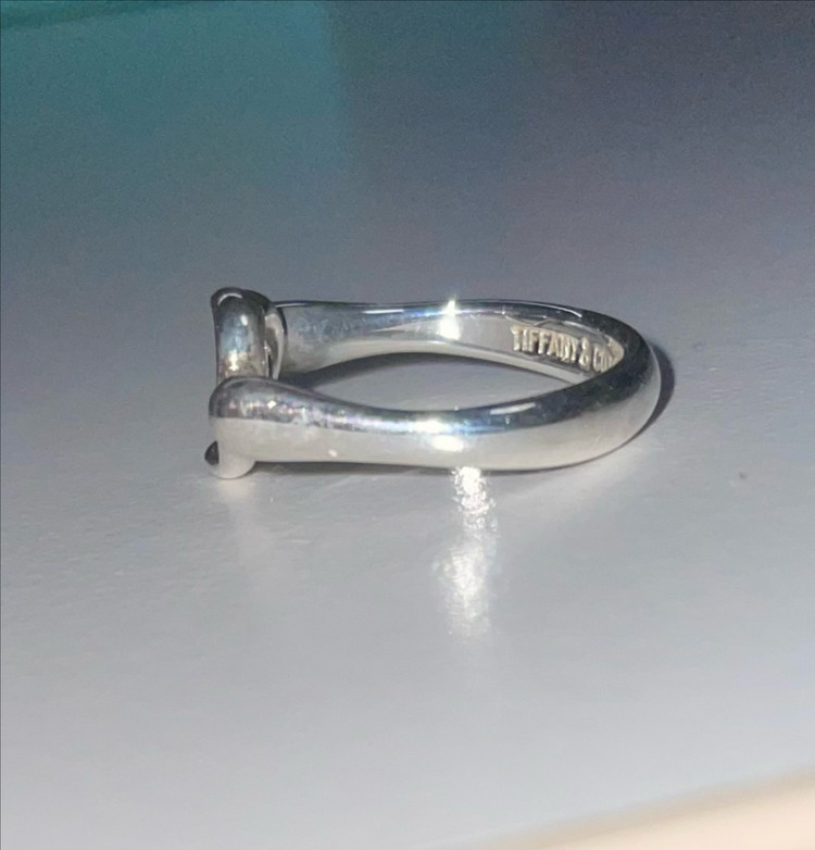 티파니앤코 엘사 퍼레티 오픈 하트 링(Tiffany & Co. Elsa Peretti Open Heart Ring 이미지