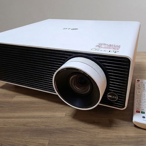 LG 프로빔 BU50NST 4K 레이저 빔프로젝터 이미지