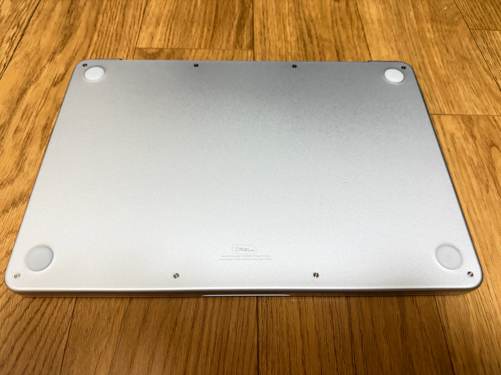 맥북네오 실버색상 512기가 새제품급 팝니다 이미지