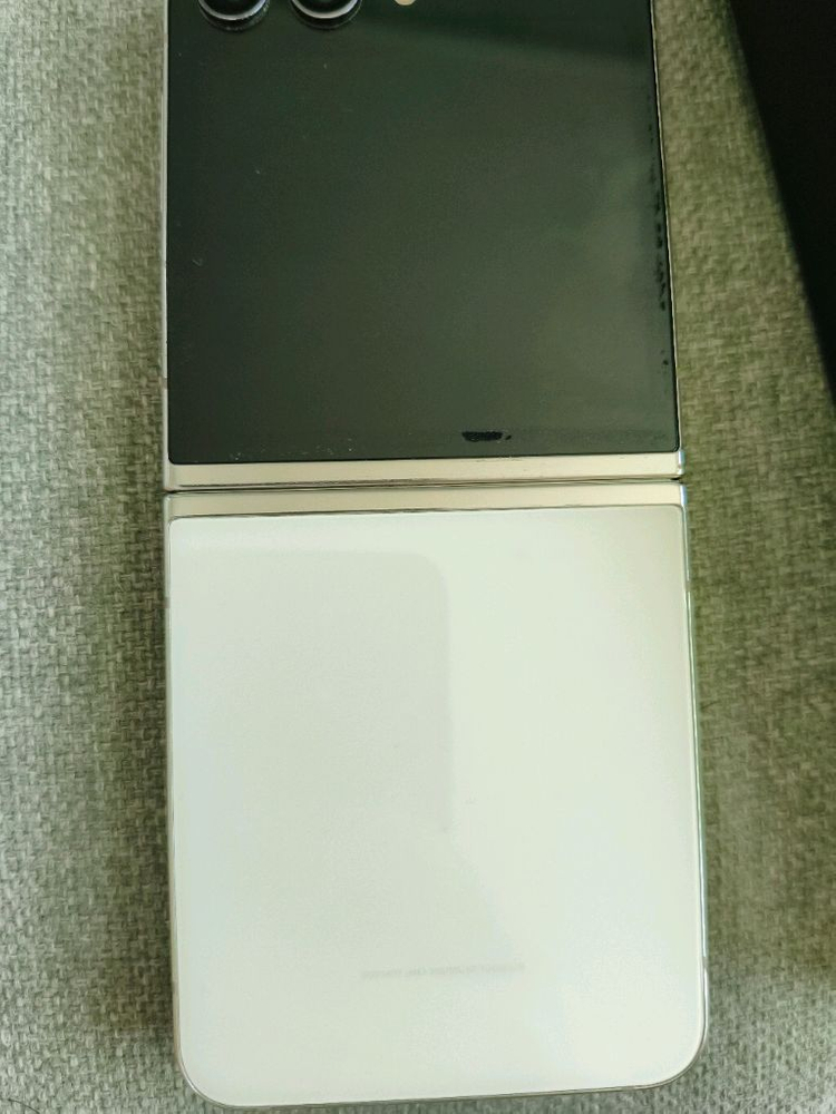 갤럭시 z플립5 512GB 이미지