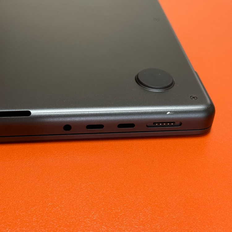 맥북 M3 Pro 14인치 18/512 배터리성능100 팝니다 이미지