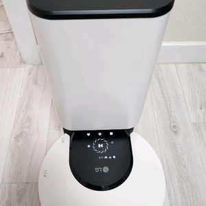 LG 코드제로 R9 로봇청소기 (RO965WB) 판매합니다/배터리새거교체 이미지