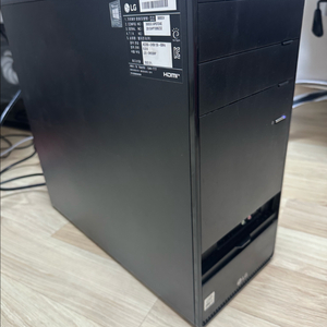 LG 데스크탑 컴퓨터 (i7-10700, 16GB RAM) 이미지