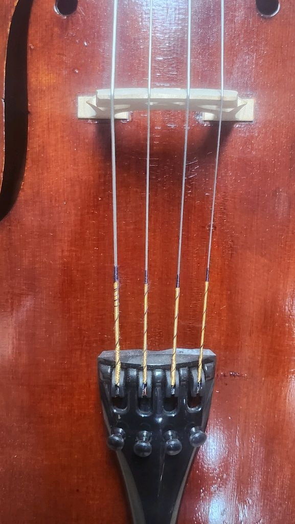 영국 올드 첼로 4/4 이미지