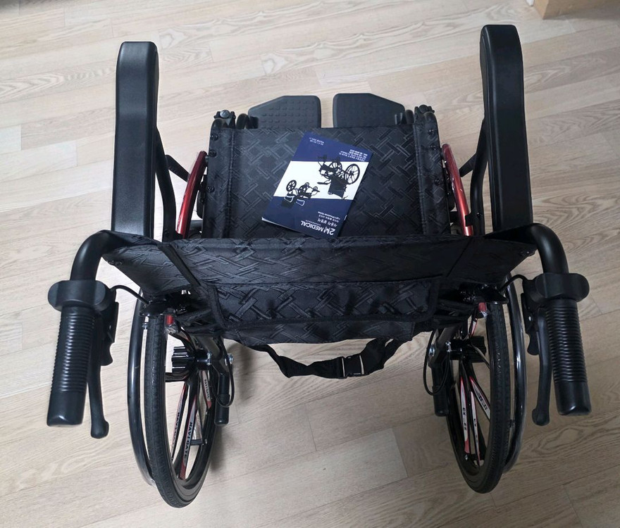 2H MEDICAL 프리미엄 경량 접이식 흴체어 레드 이미지