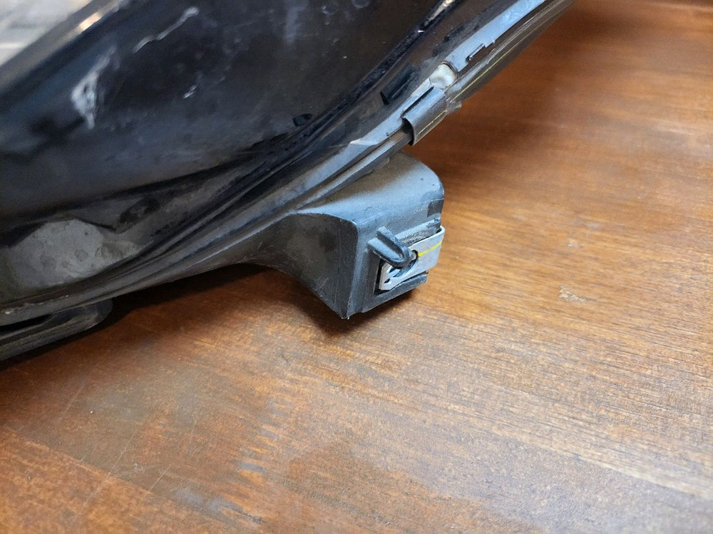 테슬라 모델3 구형 라이트 (모듈x) 이미지