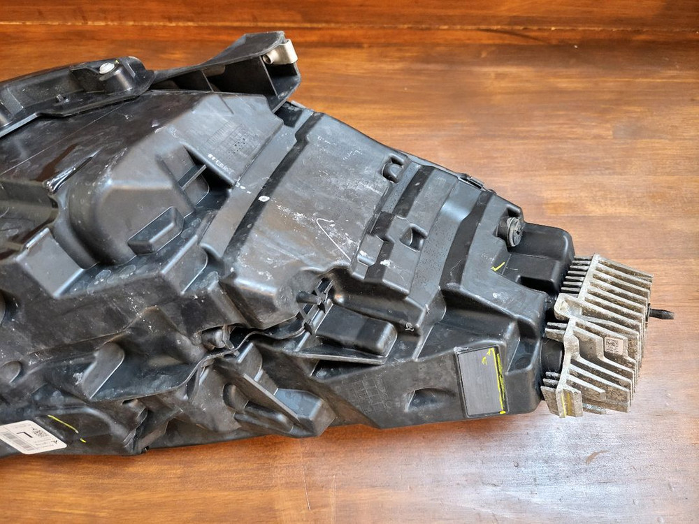 테슬라 모델3 구형 라이트 (모듈x) 이미지