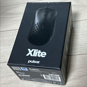 펄사 xlite 유선 게이밍 마우스 이미지