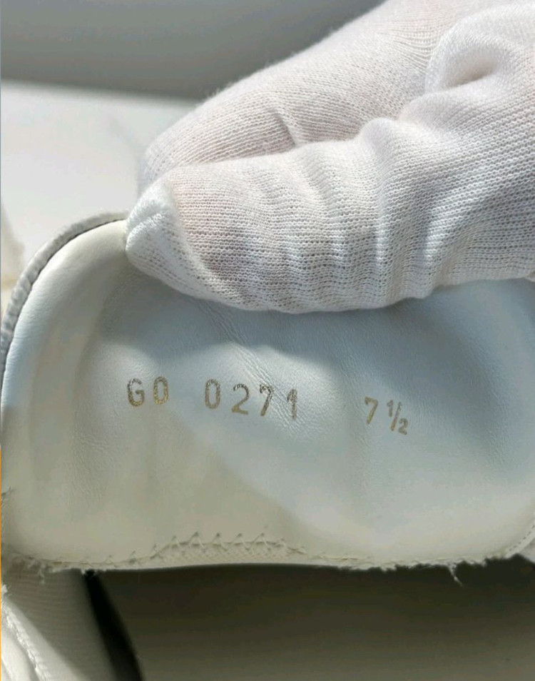 백화점정품 ) 루이비통 런어웨이 남성 스니커즈 이미지