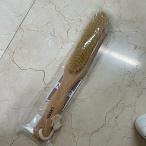 웻신 웨신 코트브러쉬 캐시미어 브러쉬 천연 돈모 양복 코트 옷솔 새상품 막스마라 옷솔 이미지