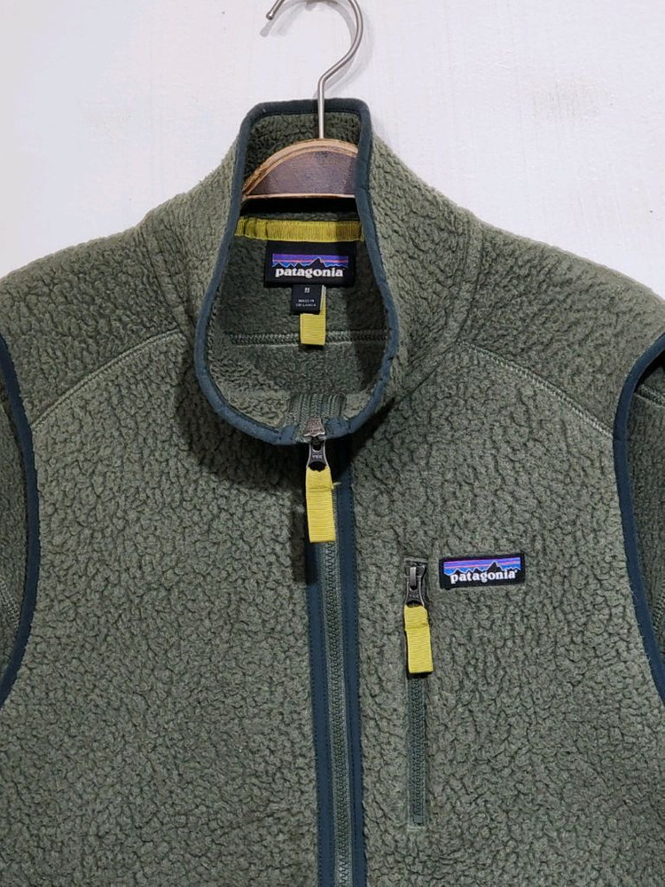 (L) 파타고니아 레트로 플리스 조끼 카키 후리스 베스트 이미지