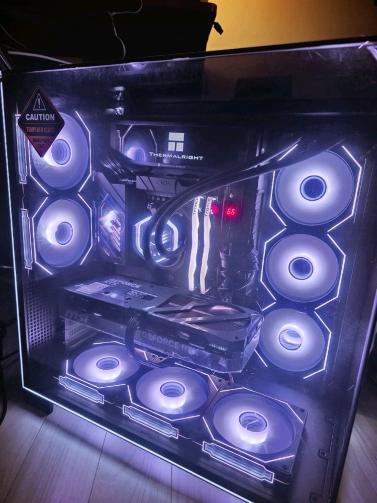 라이젠9 9950X3D X870E 2TB RTX5080 이미지