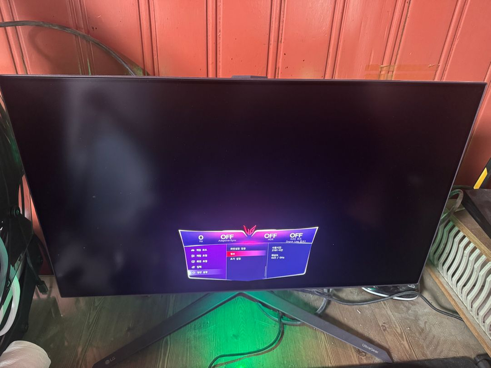 LG 27인치 240Hz OLED 울트라기어 게이밍 모니터 이미지