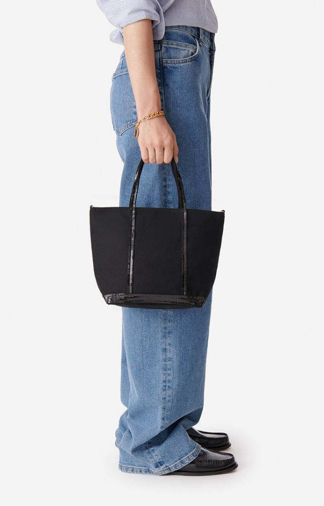 (새상품/정품) 바네사브루노 블랙 카바스백 스몰 이미지