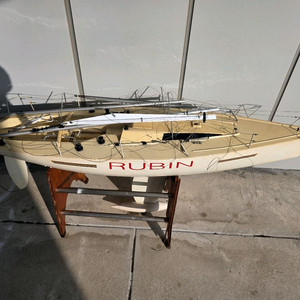 레저용 선박 모형 이미지