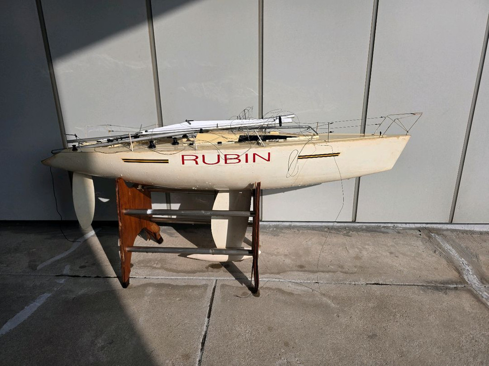 레저용 선박 모형 이미지