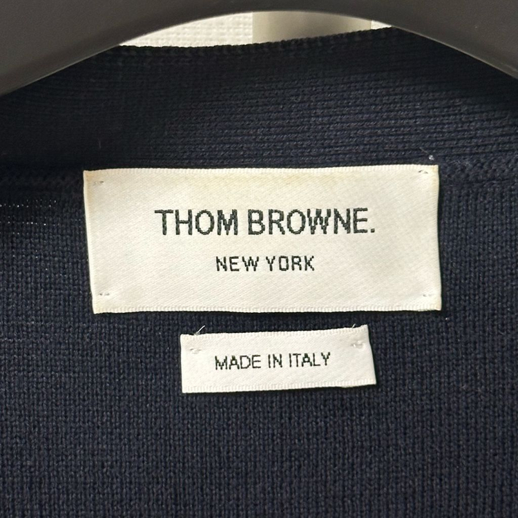 [2] 톰브라운 밀라노 스티치 금장 가디건 네이비 이미지