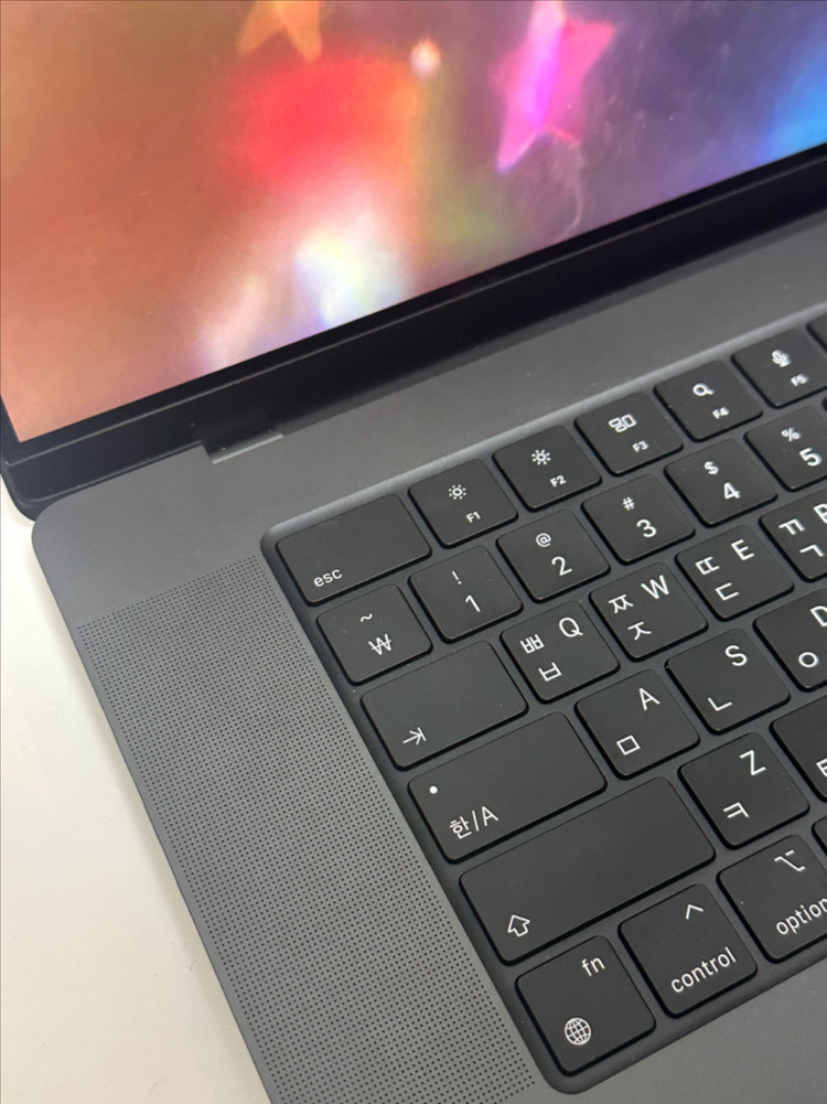 [풀박스] 맥북프로 16인치 M4Pro (48GB/1TB/배터리사이클 19) 판매합니다 이미지