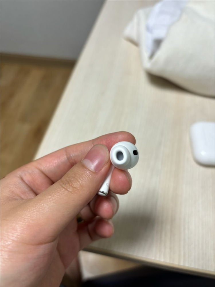 에어팟 프로2 8핀 오른쪽 유닛 이미지