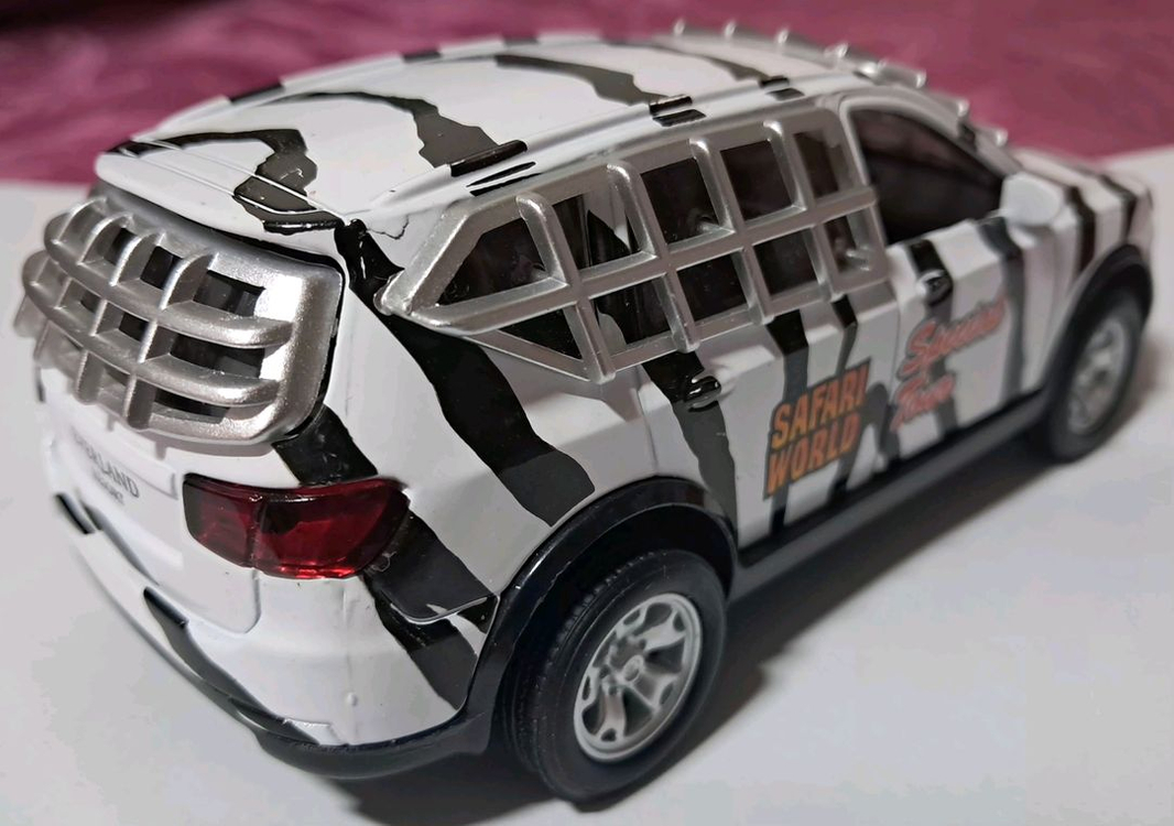 1:35 사파리월드 지프 다이캐스트 판매합니다. 이미지