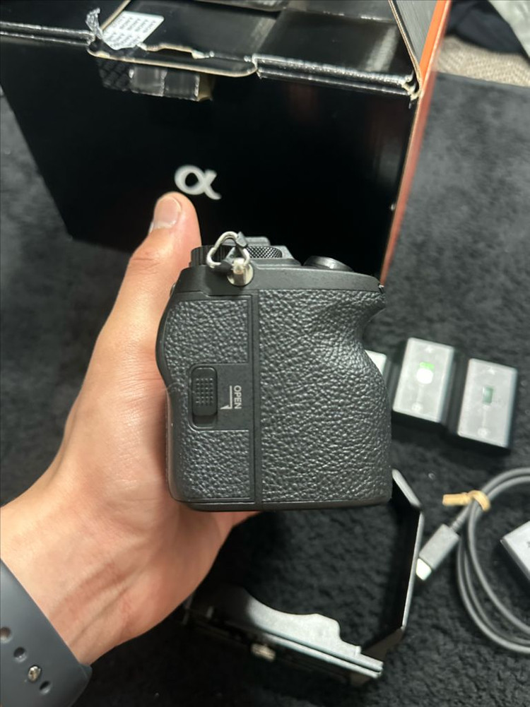 소니 A7M4 판매합니다 이미지