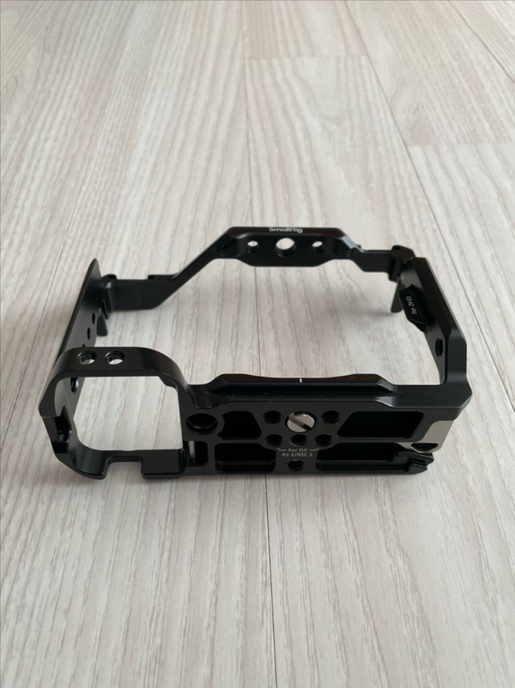 소니 ZV-E1 스몰리그 케이지 이미지