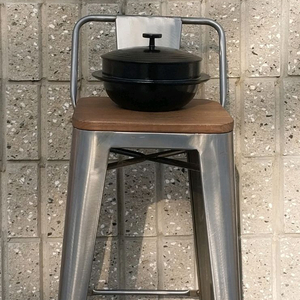 (중고)MOOSSE 무쇠솥팝니다(19CM) 이미지