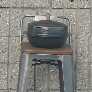 (중고)무쇠 가마솥 팝니다.(24cm/9인용) 이미지