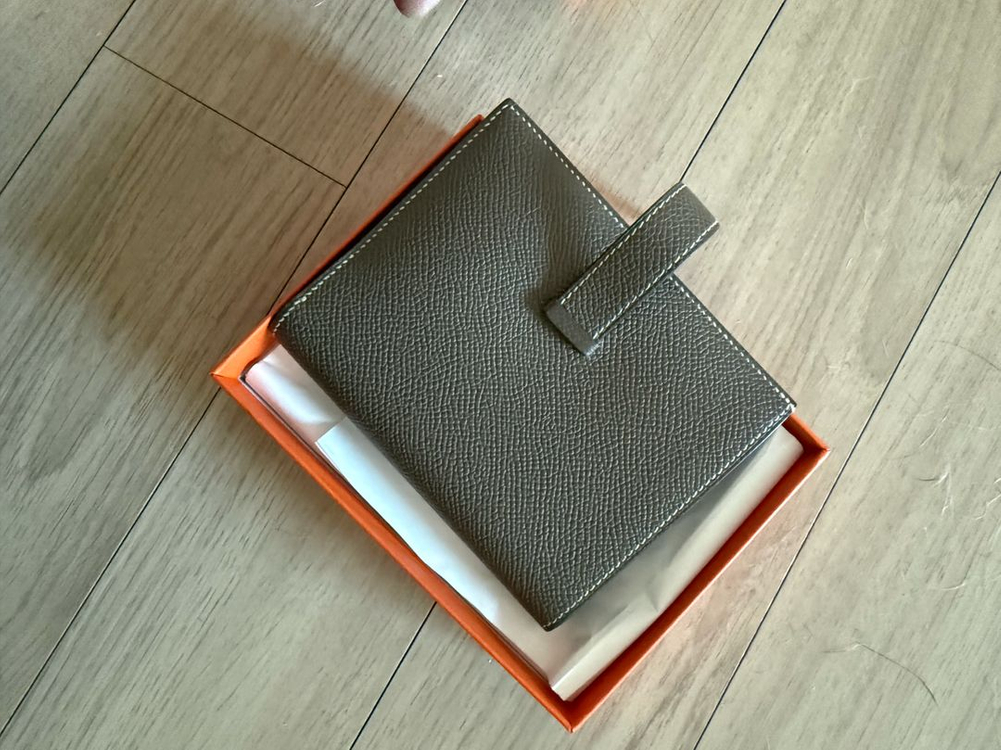 에르메스 베안 반지갑 에토프 금장 이미지