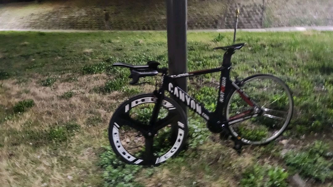 캐니언 스피드 맥스입니다 풀카본 트랙차 판/대 언노운 콘스탄틴 엔진11 쓰나미 이미지