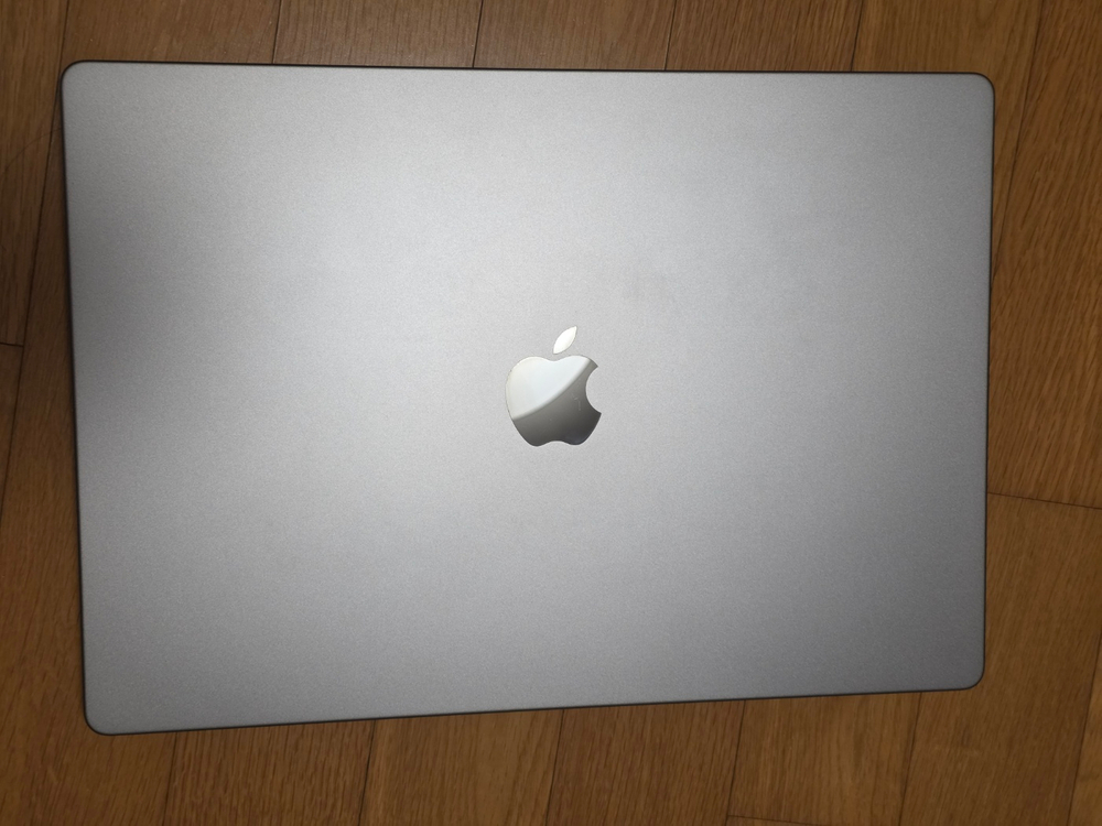 맥북 프로 16인치 M2 max 38 GPU, 64GB RAM, 1TB SSD 이미지